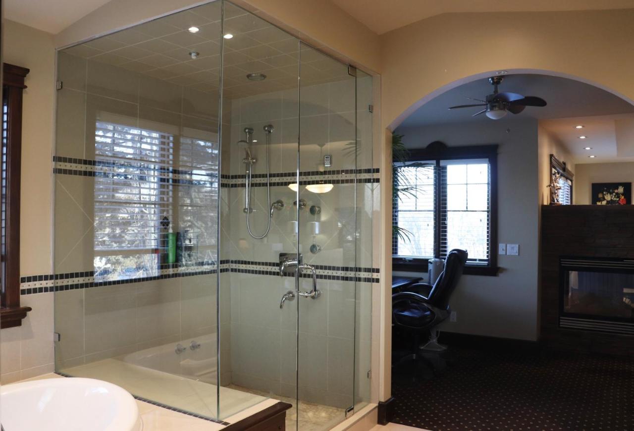 Westmount River Guest house Calgary