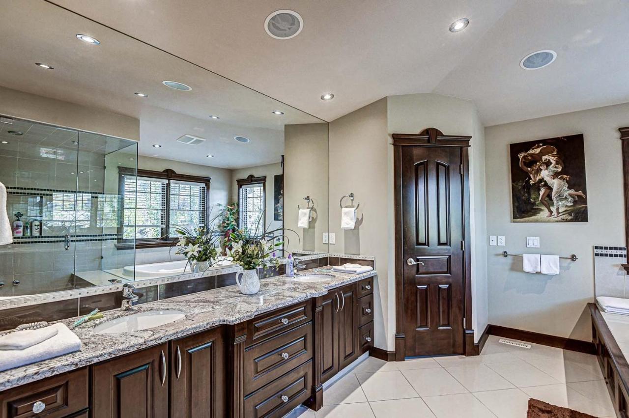 Westmount River Guest house Calgary